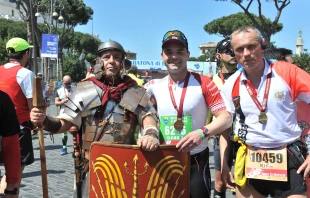 Participants gather at a previous Rome Marathon. Credit: Olivier florid, CC BY-SA 4.0, via Wikimedia Commons
