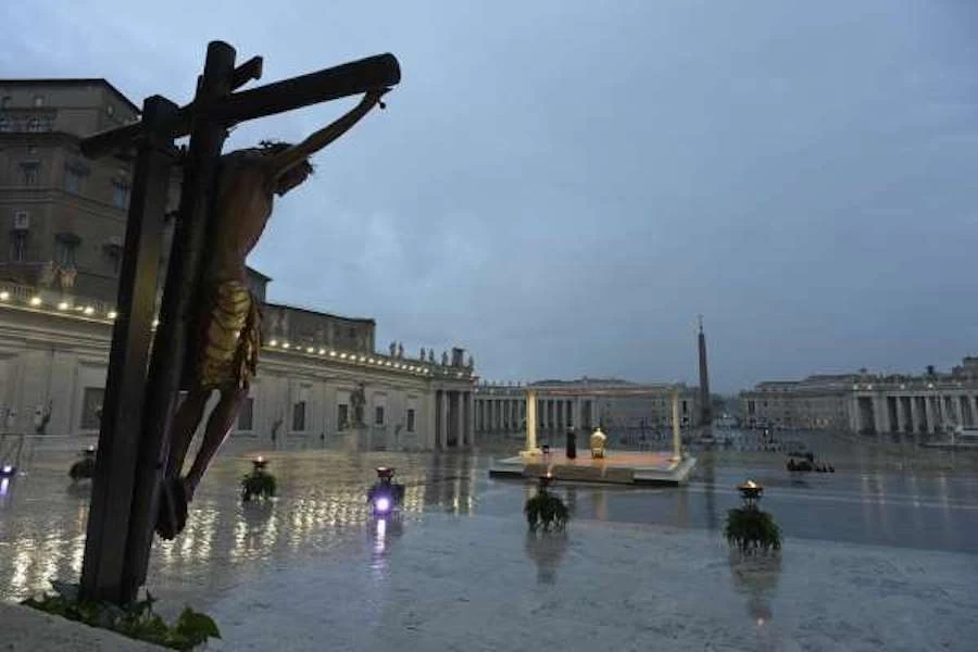 Pope Francis speaks in an empty St. Peter’s Square during a Holy Hour and extraordinary urbi et orbi blessing, March 27, 2020.?w=200&h=150