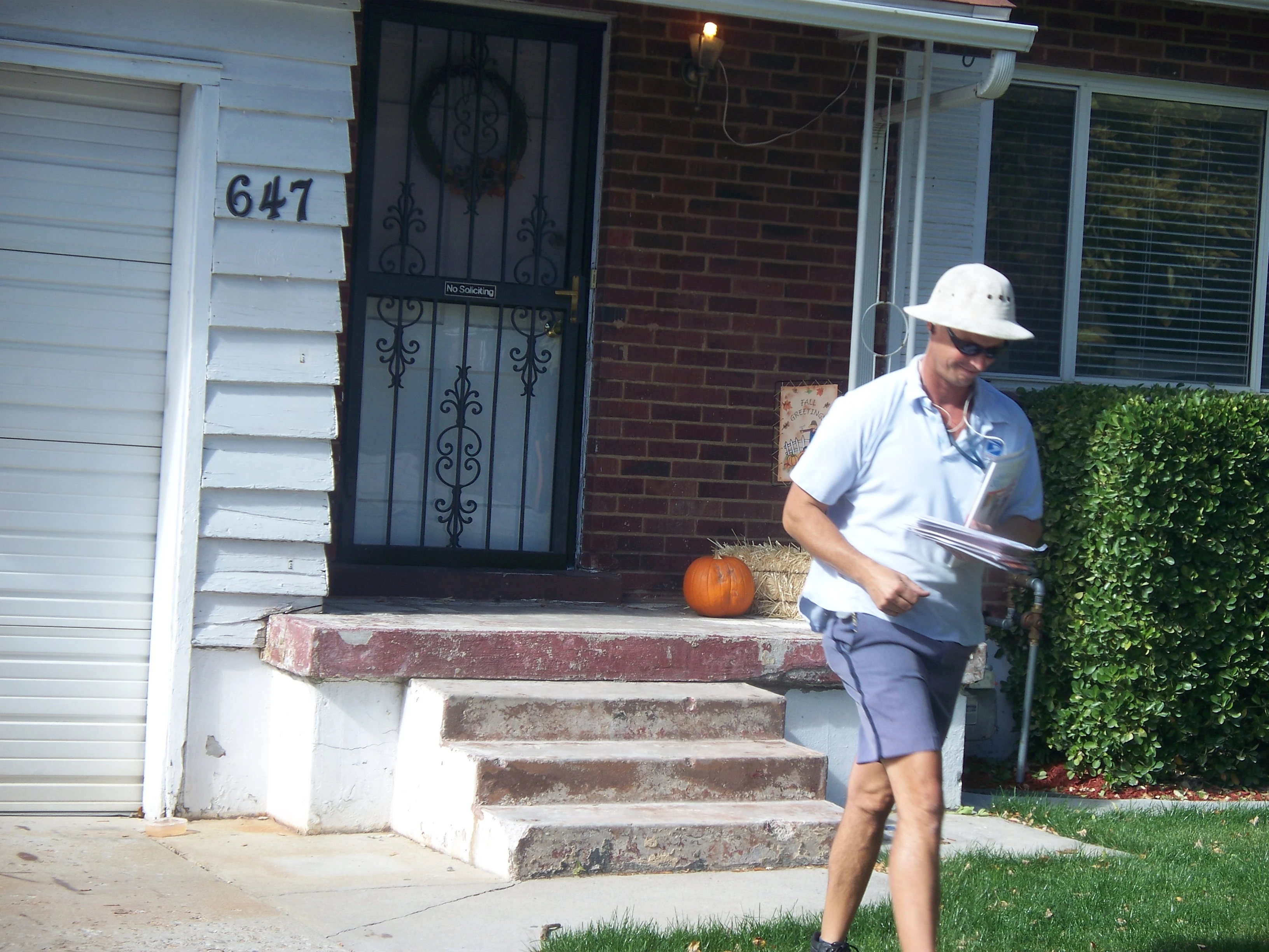 Mailman on the job in Salt Lake City.?w=200&h=150