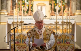 Cardinal Vincent Nichols celebrates a Pontifical Votive Mass of the Blessed Sacrament at Corpus Christi Church, Maiden Lane, London, Sept. 11, 2021. Credit: Mazur/cbcew.org.uk