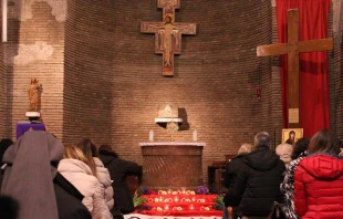 “24 Hours for the Lord” at the Church of St. Lawrence in Piscibus on March 13, 2016. Credit: Centro San Lorenzo