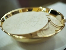 Eucharistic hosts.