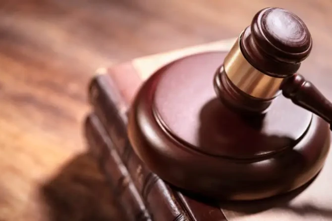 gavel