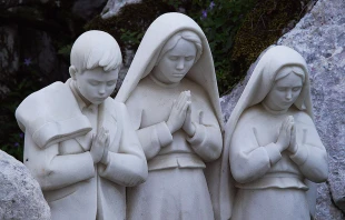 Monument of the Guardian Angel of Portugal apparition to the three little shepherd children of Fatima. Daniel Ibanez / CNA.