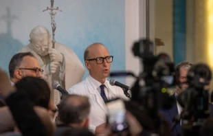 Dr. Sergio Alfieri answers questions from the media at a press conference regarding Pope Francis’ health on Friday, Feb. 21, 2025, at Gemelli Hospital in Rome. Credit: Daniel Ibañez/CNA