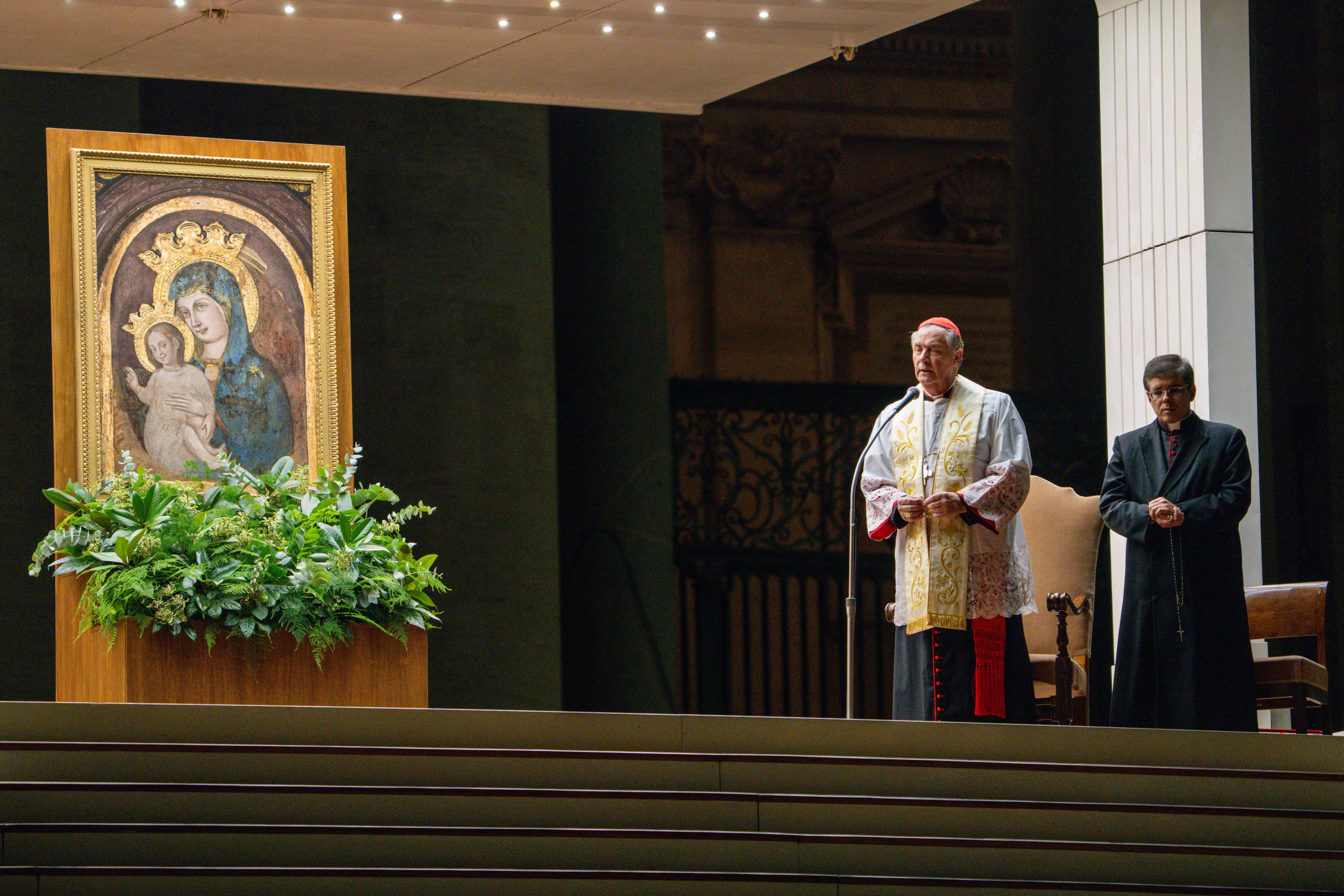 Cardinal Ángel Fernández Artime, SDB, pro-prefect of the Dicastery for Institutes of Consecrated Life and Societies of Apostolic Life, leads a rosary for Pope Francis’ health on Thursday, March 6, 2025, in St. Peter’s Square at the Vatican. Credit: Daniel Ibañez/CNA