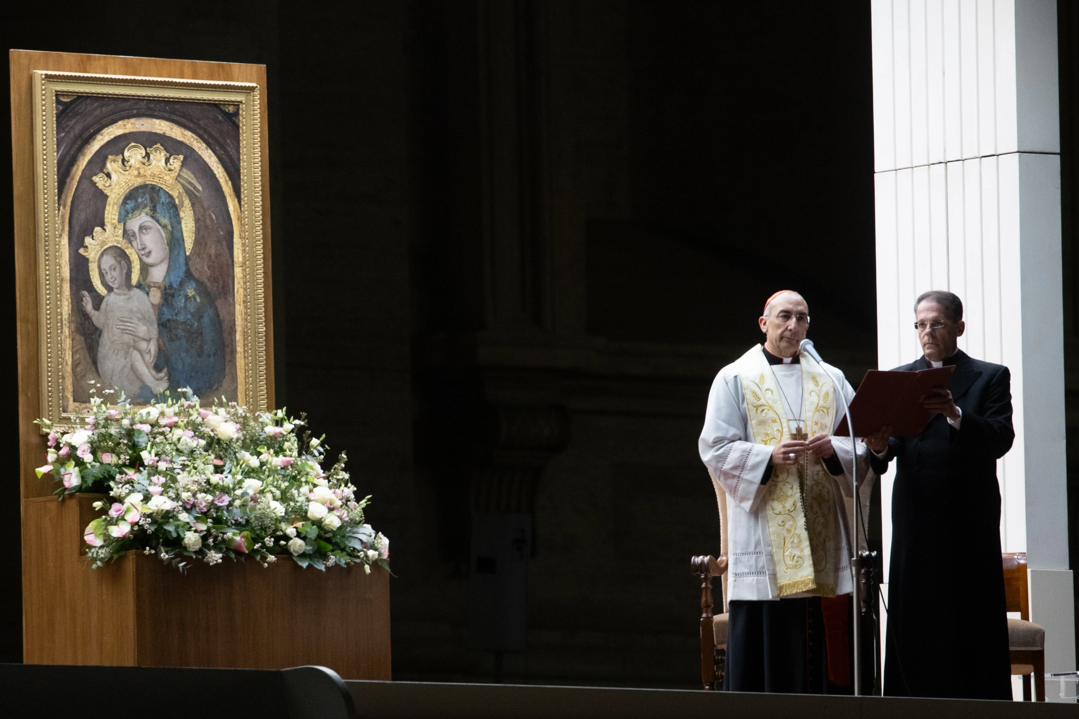 Cardinal Baldassare Reina leads a rosary prayer service for Pope Francis’ health on Feb. 27, 2025, in St. Peter’s Square at the Vatican. Credit: Daniel Ibañez/CNA