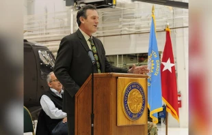 South Dakota Gov. Larry Rhoden. Credit: U.S. Army National Guard photo by Sgt. Dustin Jordan, Public domain, via Wikimedia Commons